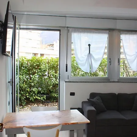 Casa Camilla - With Private Parking Apartment